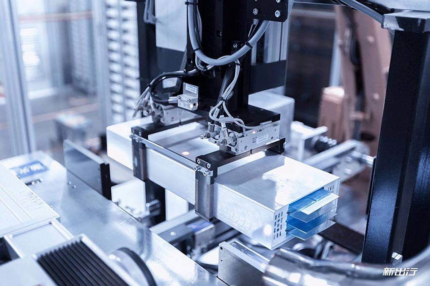 新能源汽車產(chǎn)業(yè)崛起，磁選設(shè)備電池材料除鐵助力電池行業(yè)發(fā)展